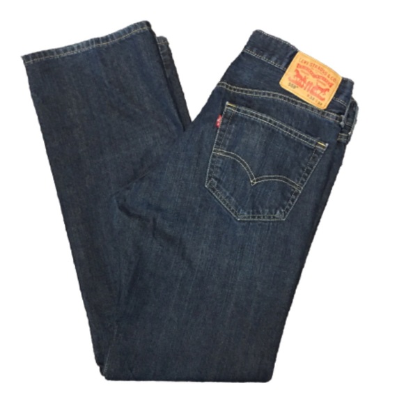 Levi's Other - Levi men’s 559 Relaxed Straight jeans 33X32